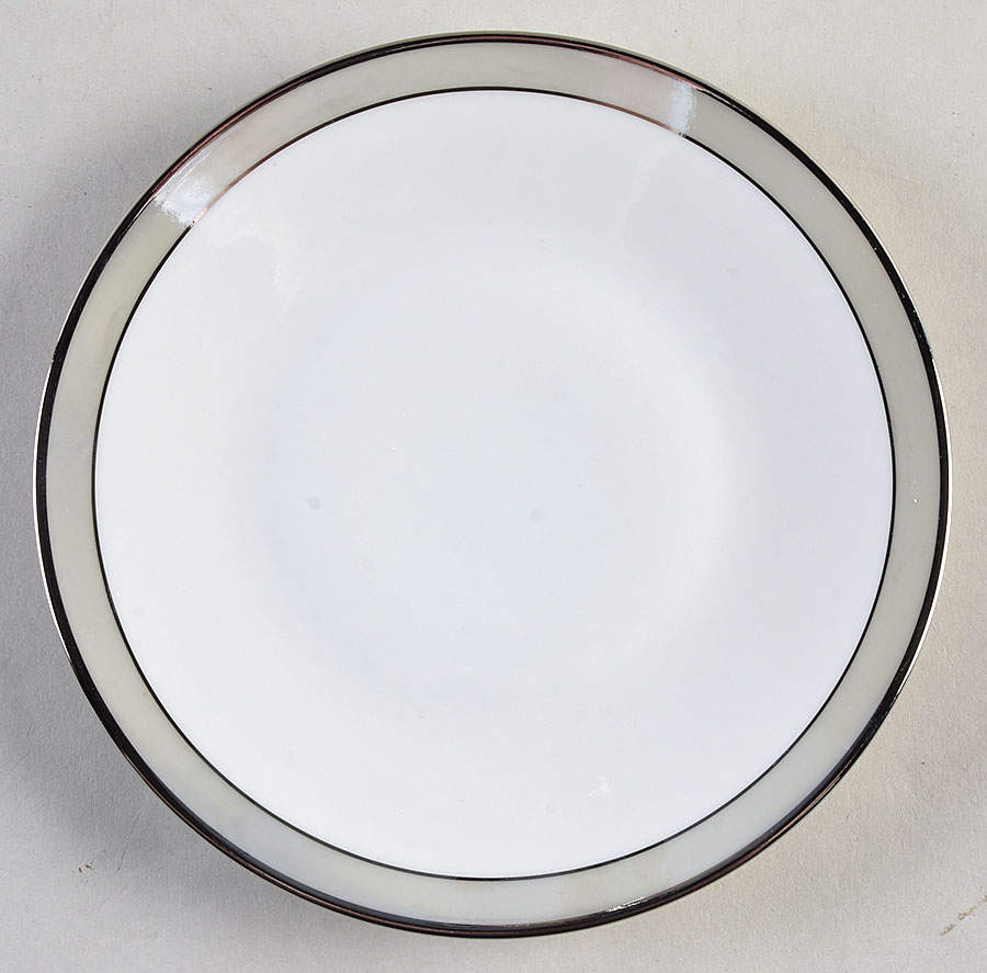 04811 Bread & Butter Plate by Hutschenreuther-1