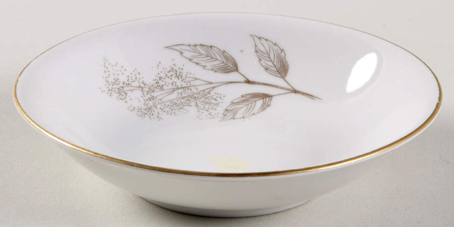 2382 Fruit/Dessert (Sauce) Bowl by Hutschenreuther-1