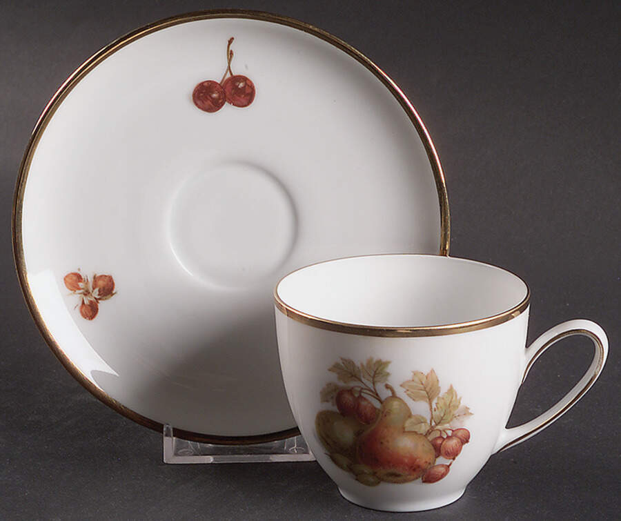 5025 Flat Cup & Saucer Set by Hutschenreuther-1