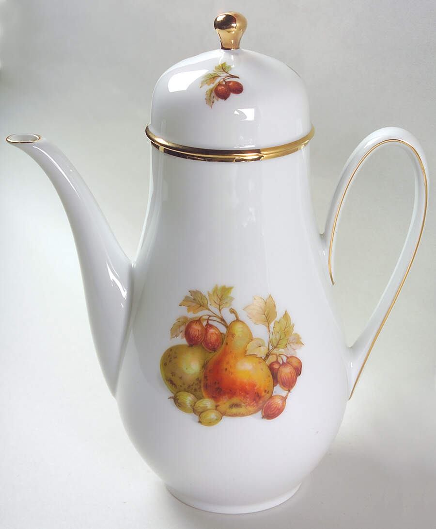 5025 Coffee Pot & Lid by Hutschenreuther-1
