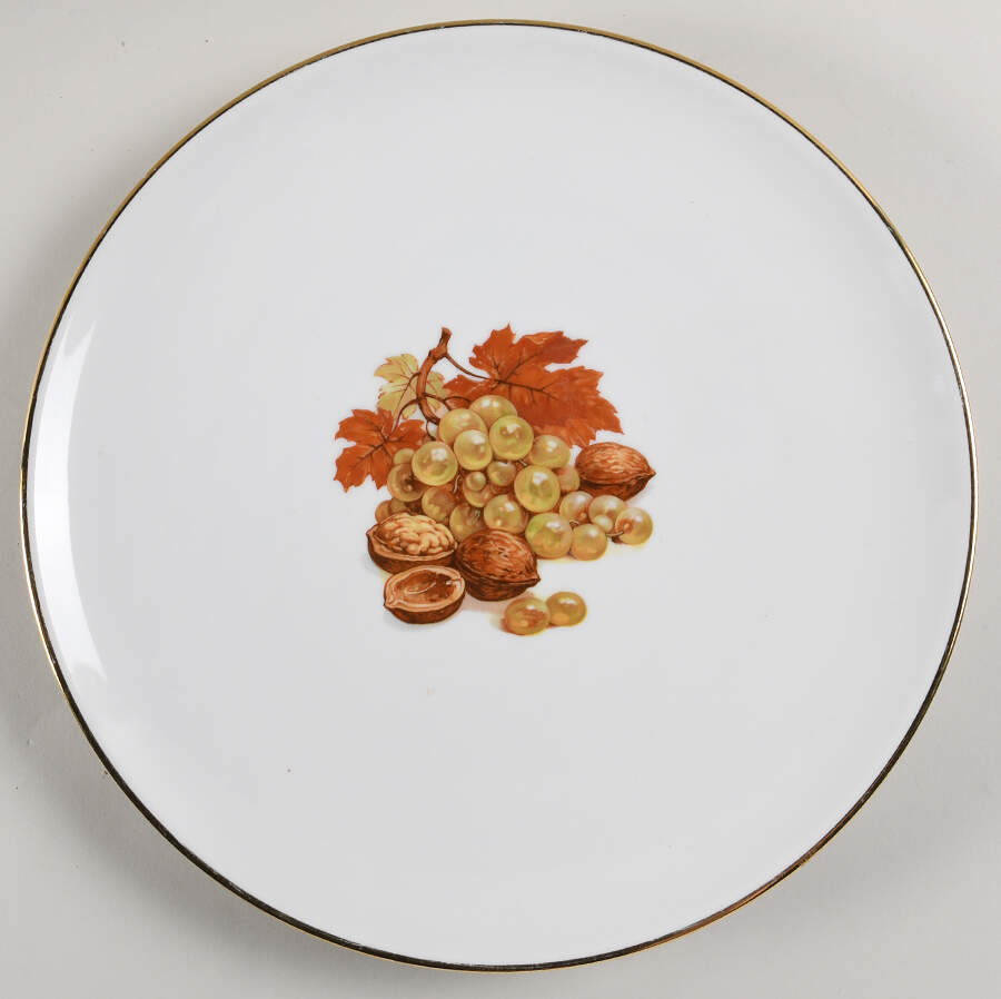 5025 12" Chop Plate (Round Platter) by Hutschenreuther-1