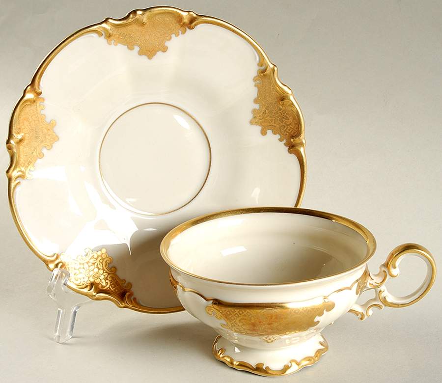 5263 Footed Cup & Saucer Set by Hutschenreuther-1