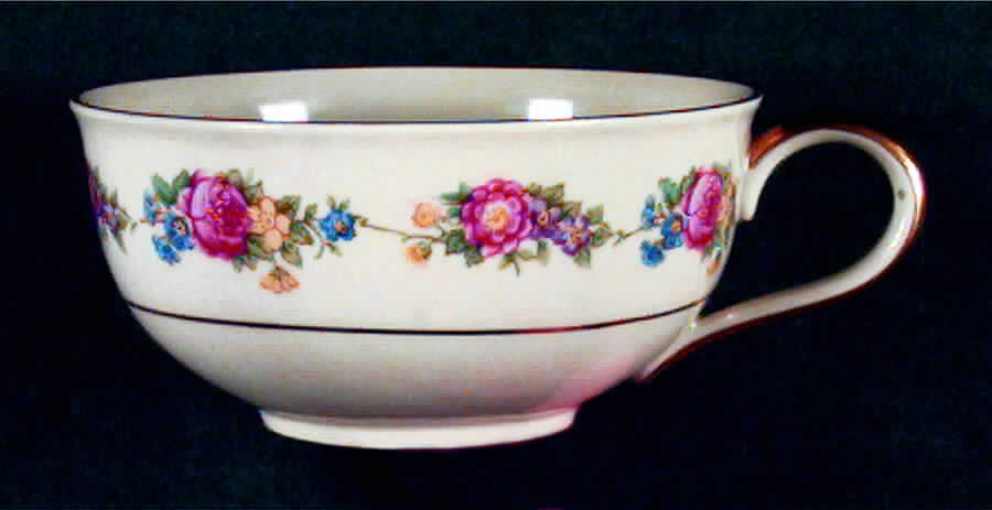 7579 Flat Cup by Hutschenreuther-1
