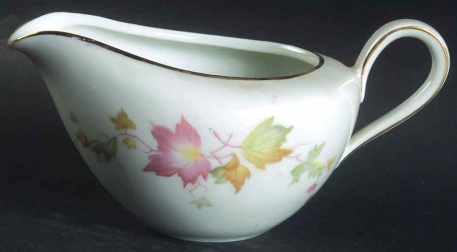 8250 Creamer by Hutschenreuther-1