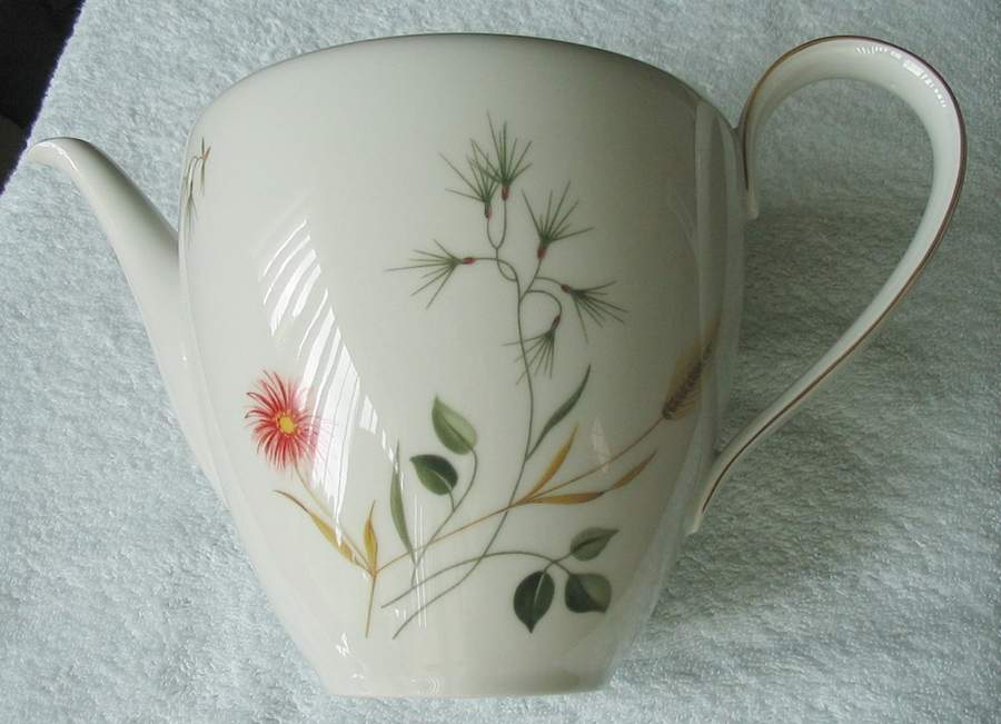 8256 Coffee Pot No Lid by Hutschenreuther-1