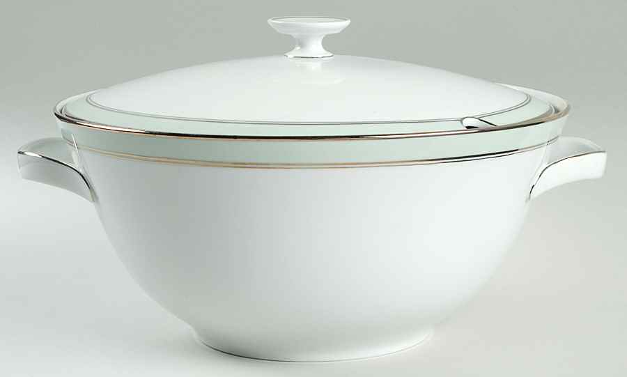 8443 Tureen &  Lid by Hutschenreuther-1