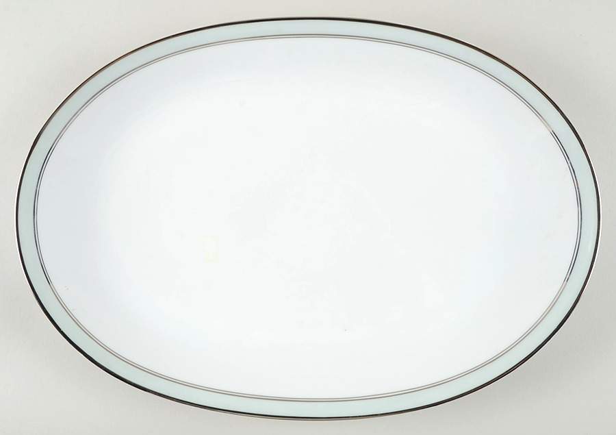 8443 16" Oval Serving Platter by Hutschenreuther-1