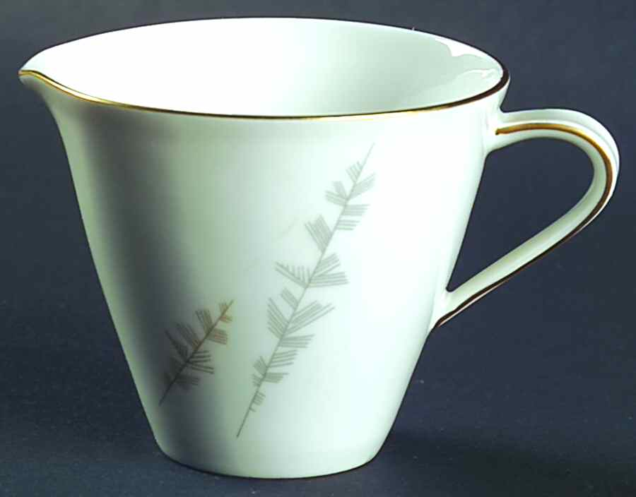8895 (Gold Trim) Creamer by Hutschenreuther-1