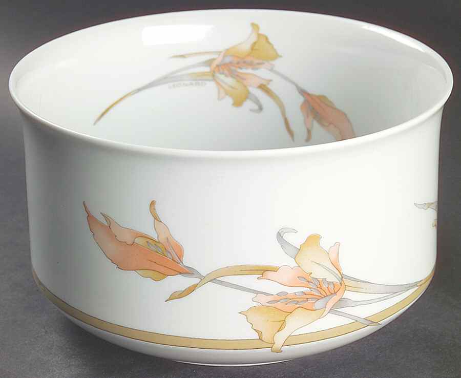 Alcazar 7" Round Vegetable Bowl by Hutschenreuther-1