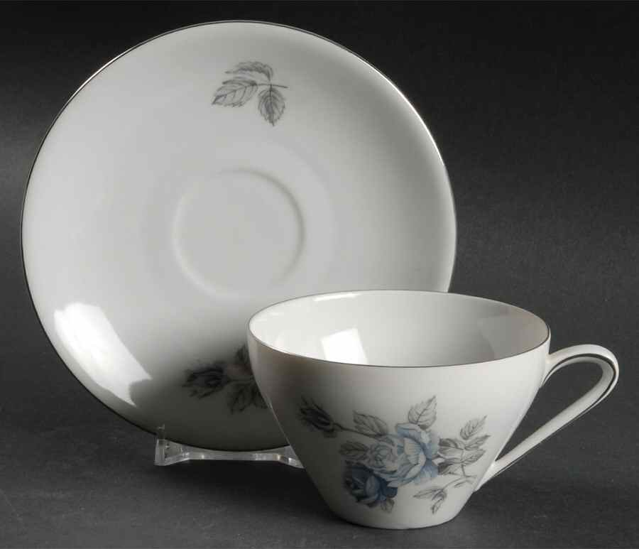 Alicia Flat Cup & Saucer Set by Hutschenreuther-1