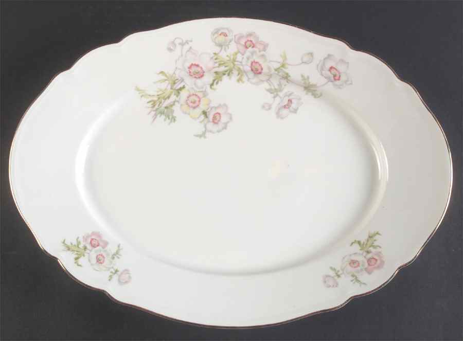 The Anemone (White, SCALLOPED) 14" Oval Serving Platter by Hutschenreuther-1