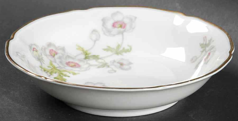 The Anemone (White, SCALLOPED) Fruit/Dessert (Sauce) Bowl by Hutschenreuther-1