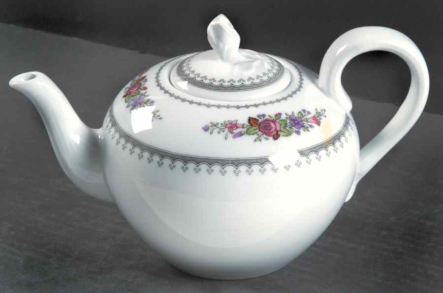 Arabella Teapot & Lid by Hutschenreuther-1