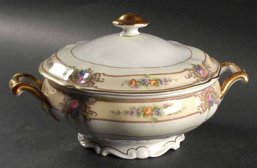 The Ascot Round Covered Vegetable by Hutschenreuther-1