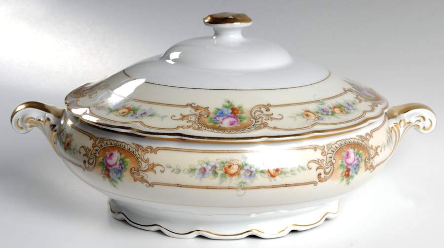 The Ascot Round Covered Vegetable by Hutschenreuther-1