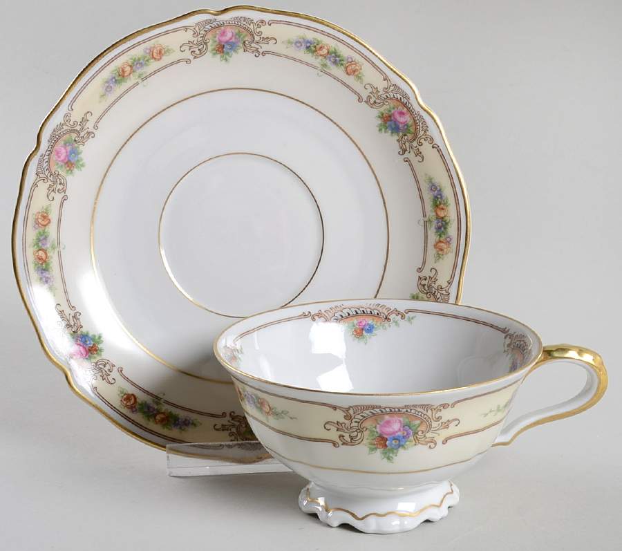 The Ascot Footed Cup & Saucer Set by Hutschenreuther-1