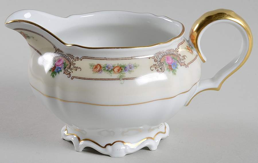 The Ascot Creamer by Hutschenreuther-1
