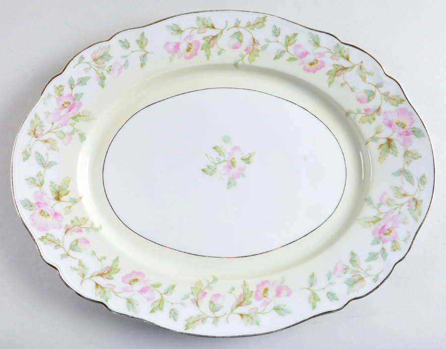 The Bangor 14" Oval Serving Platter by Hutschenreuther-1