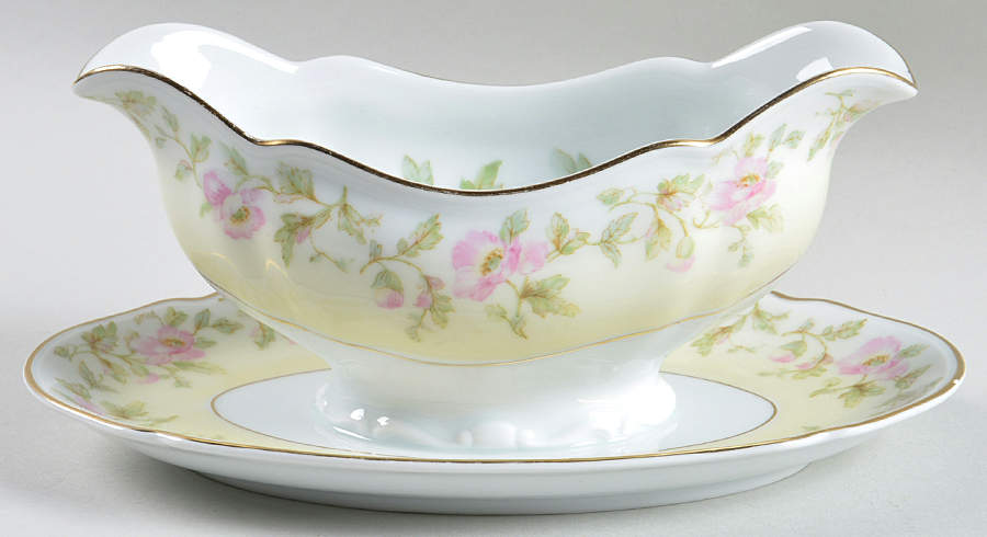The Bangor Gravy Boat with Attached Underplate by Hutschenreuther-1