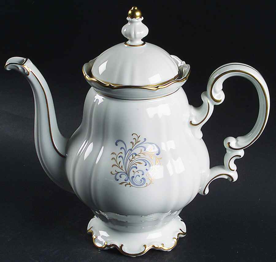 The Beautiful Coffee Pot & Lid by Hutschenreuther-1