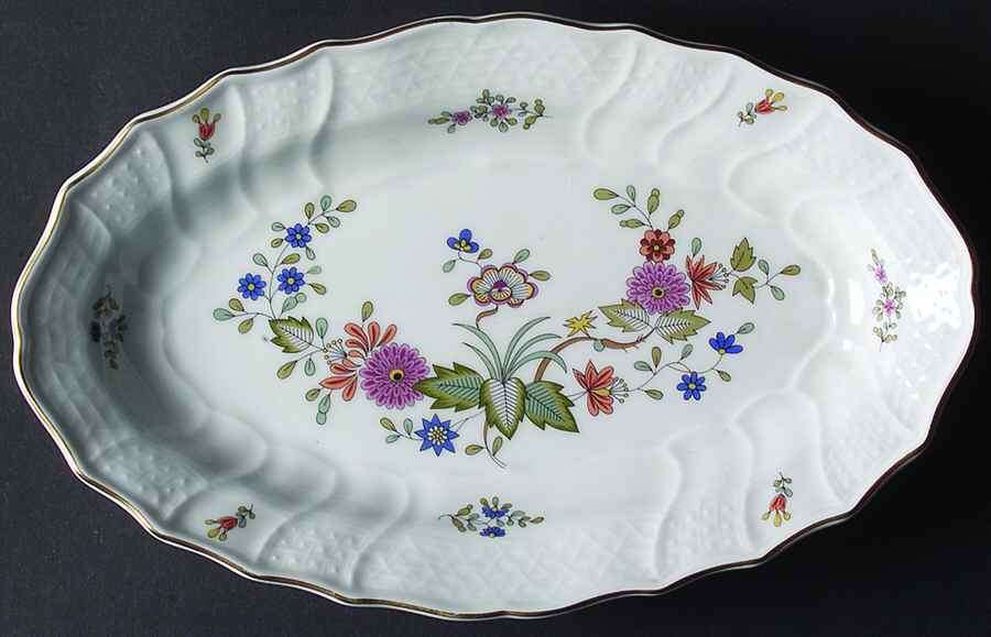 Bellevue 11" Oval Serving Platter by Hutschenreuther-1
