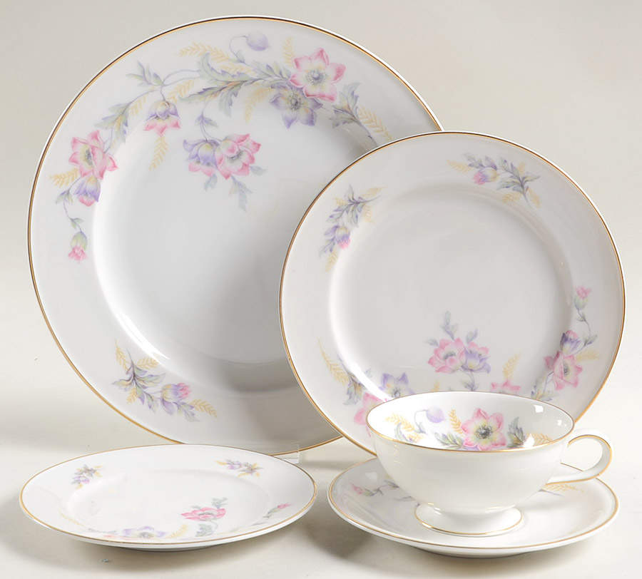 Belmont, The 40 Piece Estate Set by Hutschenreuther-1
