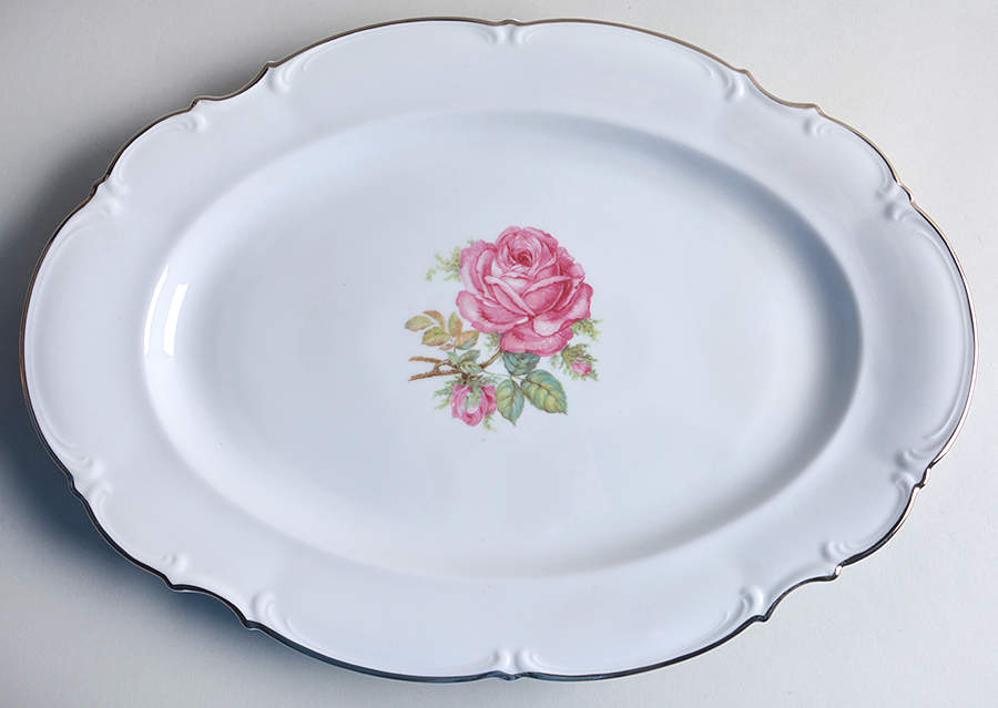 The Belrose 16" Oval Serving Platter by Hutschenreuther-1