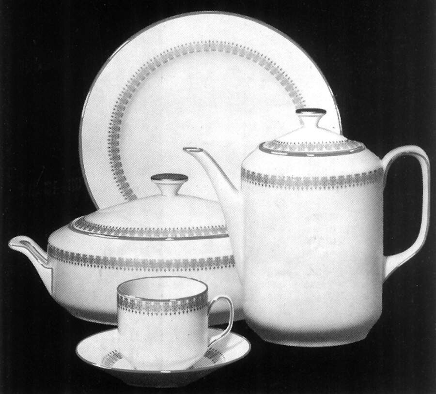 Berlin Dinner Plate by Hutschenreuther-1