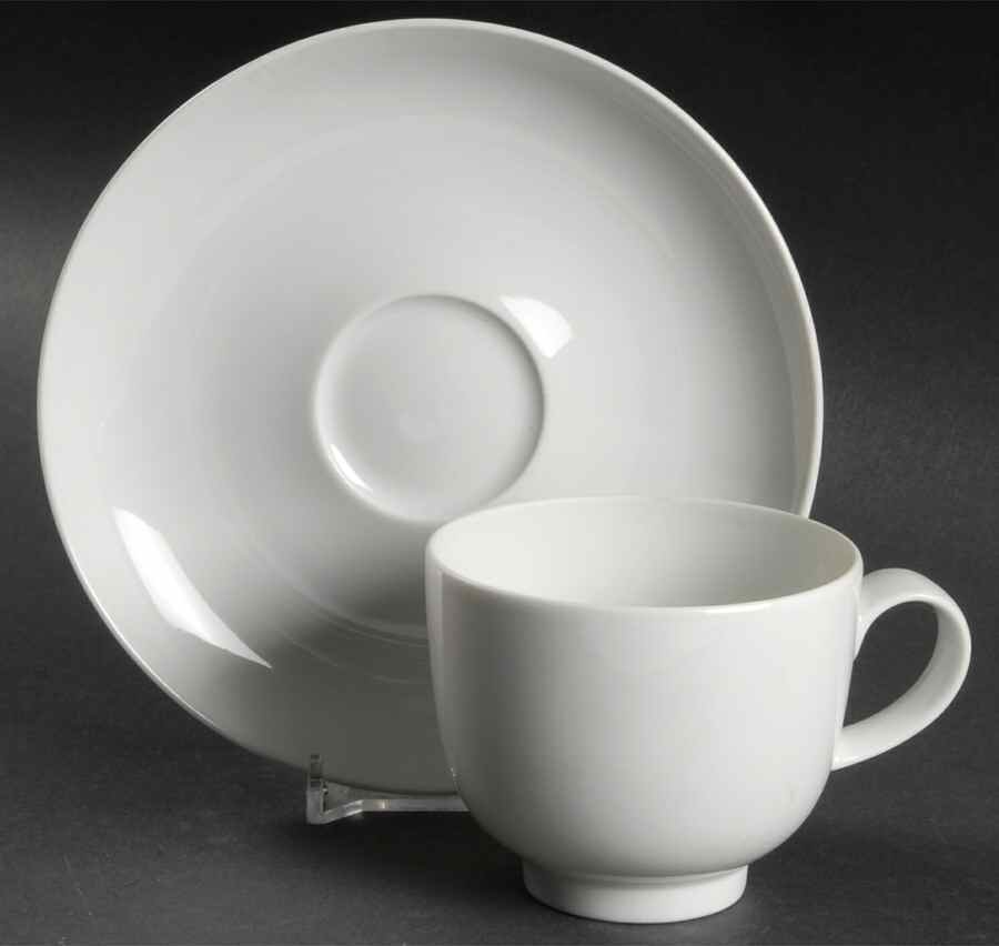 Bianca (Galleria Shape) Flat Cup & Saucer Set by Hutschenreuther-1