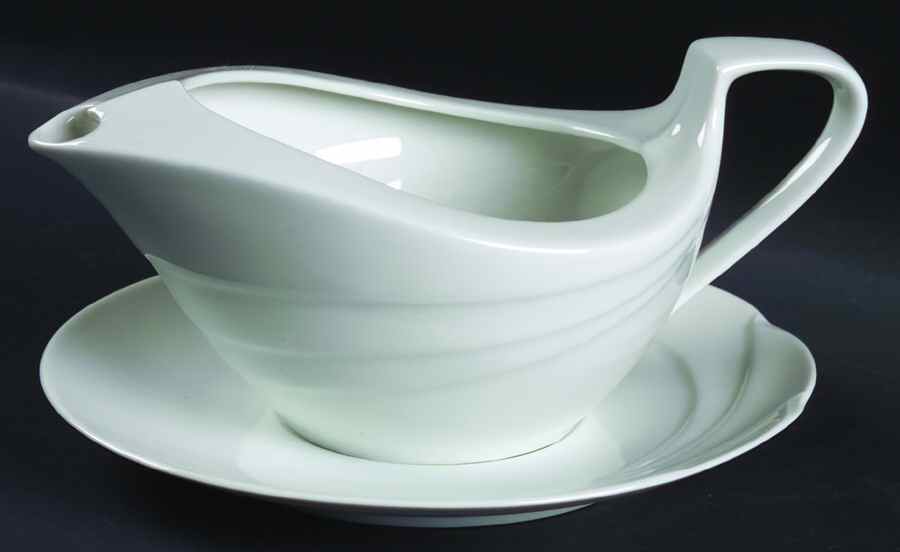 Blanche (Maxim's Line) Round Gravy Boat & Underplate by Hutschenreuther-1