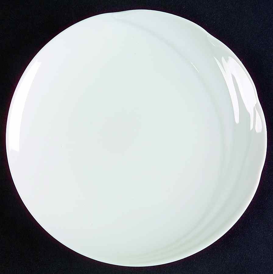 Blanche (Maxim's Line) Bread & Butter Plate by Hutschenreuther-1