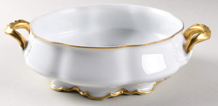 The Blenheim Round Vegetable No Lid by Hutschenreuther-1