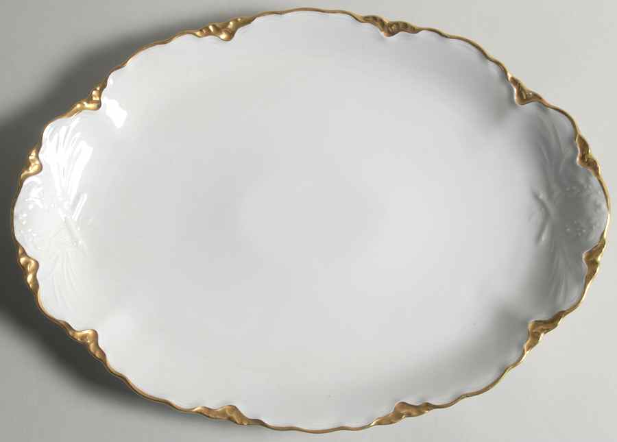 The Blenheim 15" Oval Serving Platter by Hutschenreuther-1