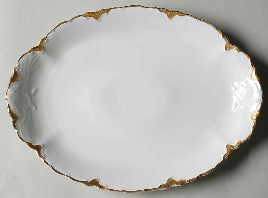 The Blenheim 13" Oval Serving Platter by Hutschenreuther-1