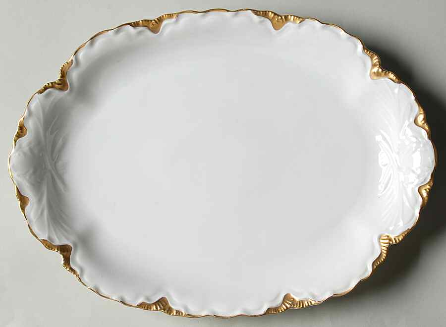 The Blenheim 11" Oval Serving Platter by Hutschenreuther-1