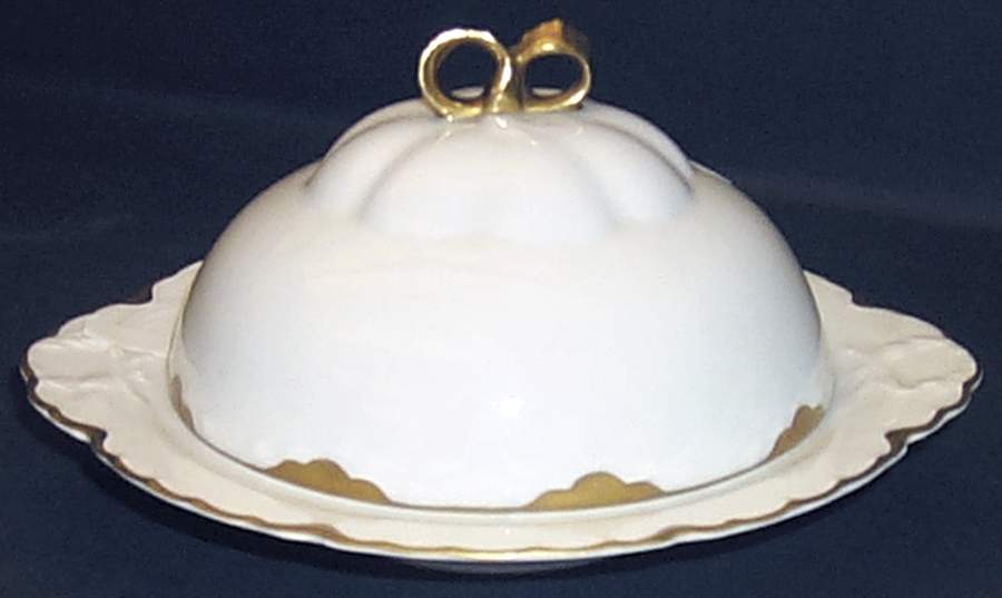 The Blenheim Round Covered Butter by Hutschenreuther-1