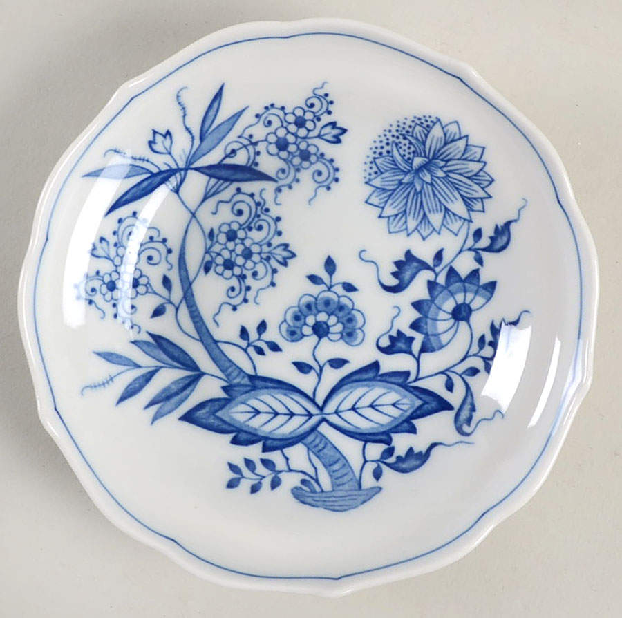 Blue Onion Saucer for Flat Cup by Hutschenreuther-1