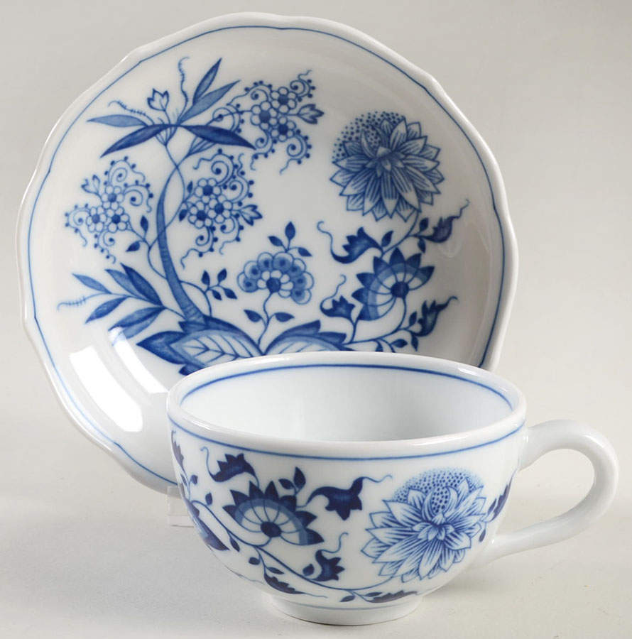 Blue Onion Flat Cup & Saucer Set by Hutschenreuther-1