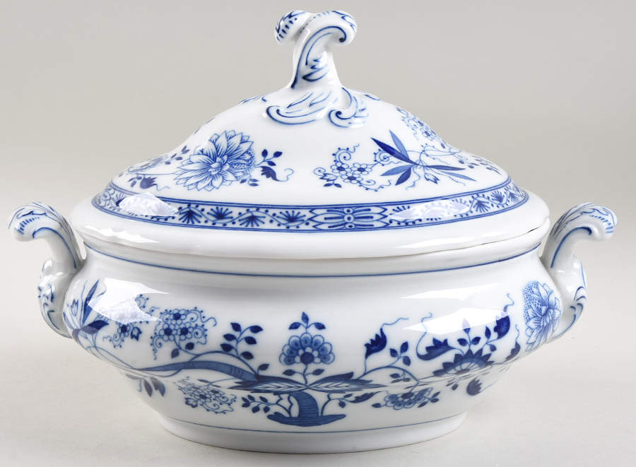 Blue Onion Oval Covered Vegetable by Hutschenreuther-1