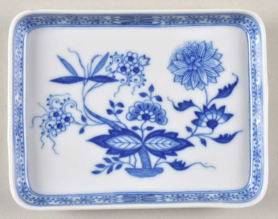 Blue Onion Butter Tray by Hutschenreuther-1