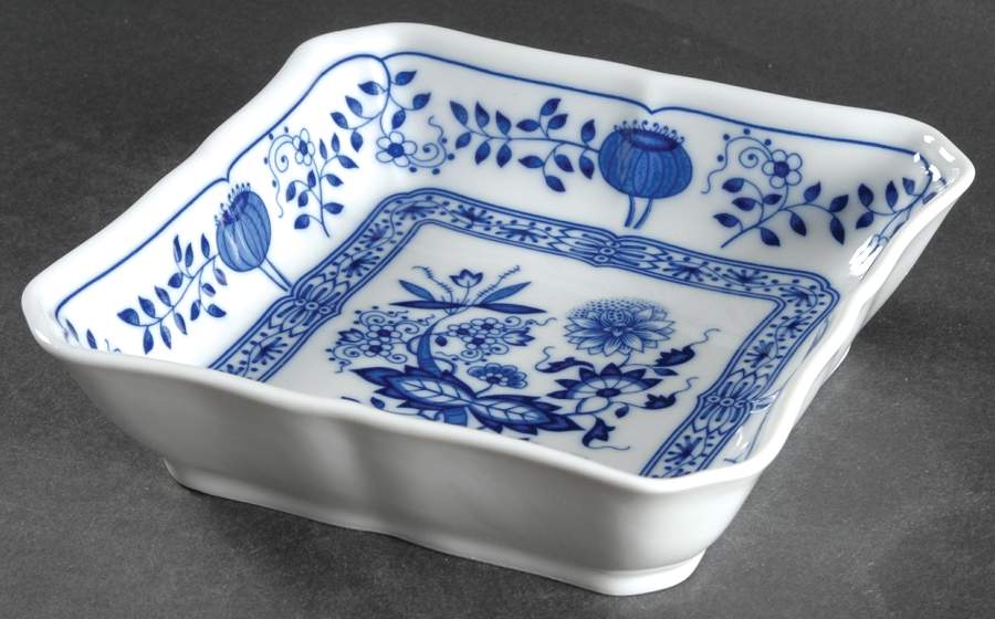 Blue Onion 5" Square Tray by Hutschenreuther-1