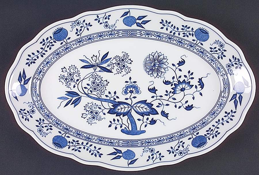 Blue Onion 13" Oval Serving Platter by Hutschenreuther-1