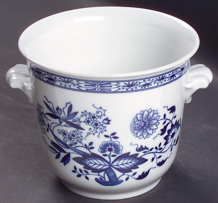 Blue Onion Medium Cachepot by Hutschenreuther-1