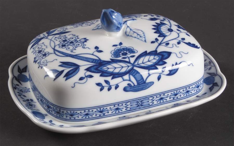 Blue Onion Rectangular Covered Butter by Hutschenreuther-1