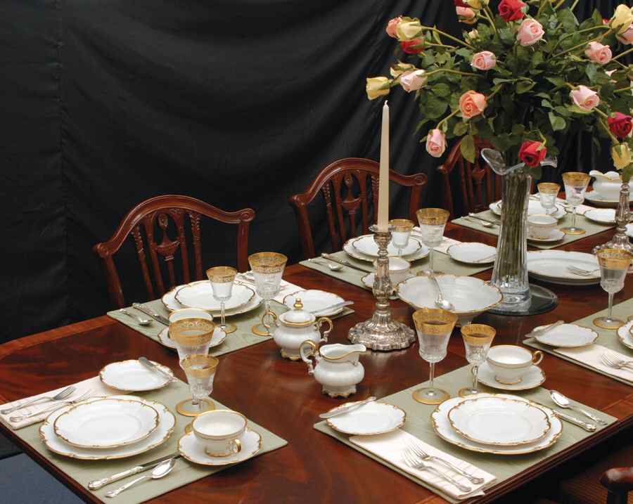 Brighton 46 Piece Estate Set by Hutschenreuther-1