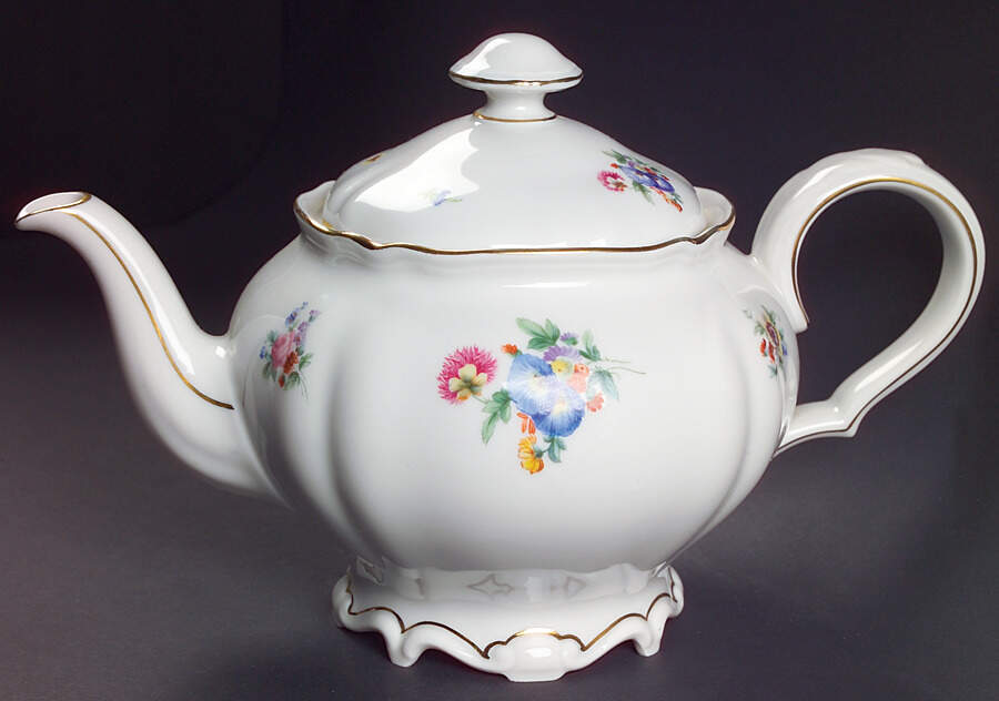 Bristol Teapot & Lid by Hutschenreuther-1