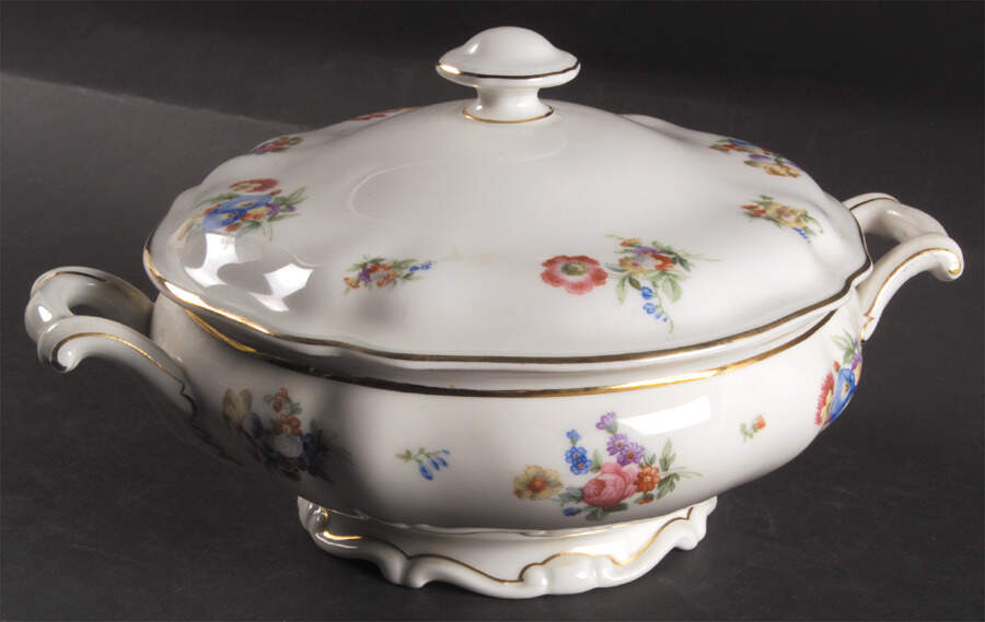 Bristol Round Covered Vegetable by Hutschenreuther-1