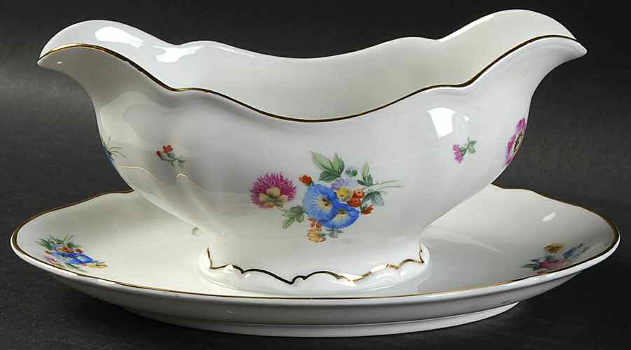 Bristol Gravy Boat with Attached Underplate by Hutschenreuther-1