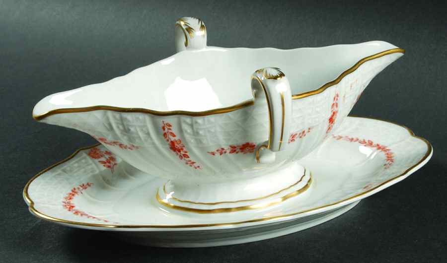 Brocade Gravy Boat with Attached Underplate by Hutschenreuther-1