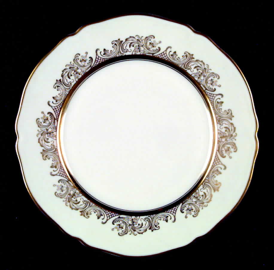 The Clifton (Gold Trim) Dinner Plate by Hutschenreuther-1